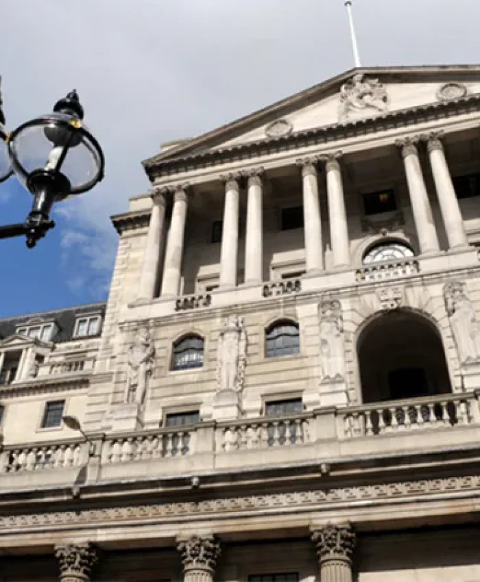 UK gilt yields are forecast to decline in 2025 despite recent surge